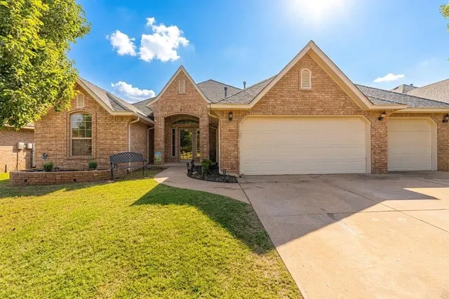 Photo 5 — 17308 Triana Drive, Oklahoma City, OK 73170