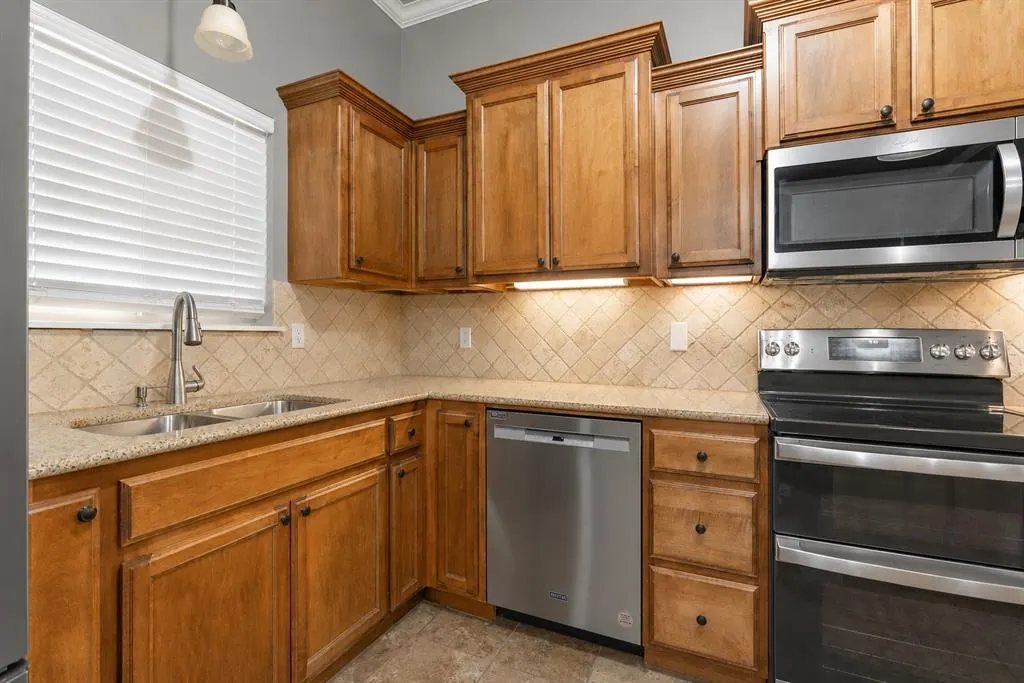 Photo 13 — 17308 Triana Drive, Oklahoma City, OK 73170