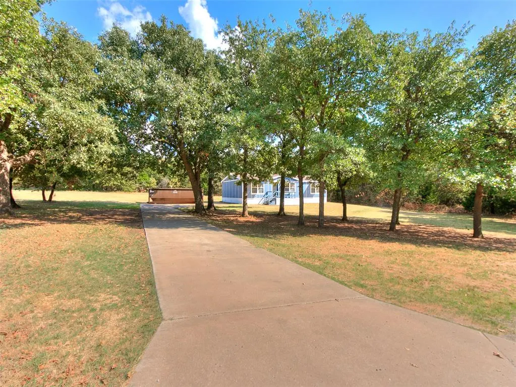 Front exterior — 13200 El Zorro, Edmond, OK 73034