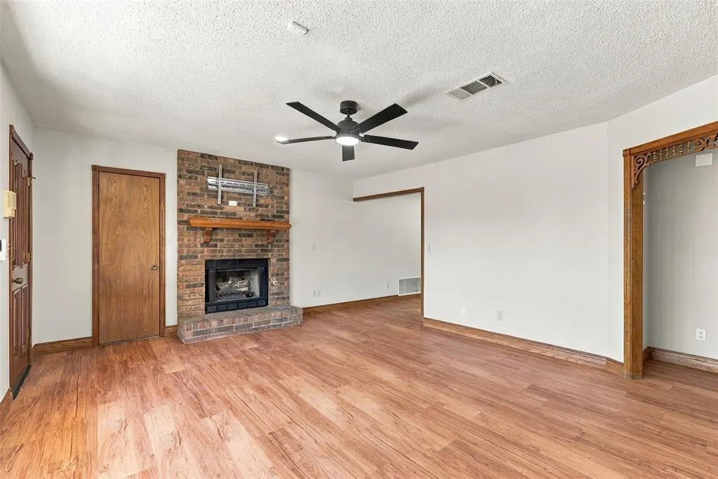 Photo 8 — 14825 1st Street, Choctaw, OK 73020