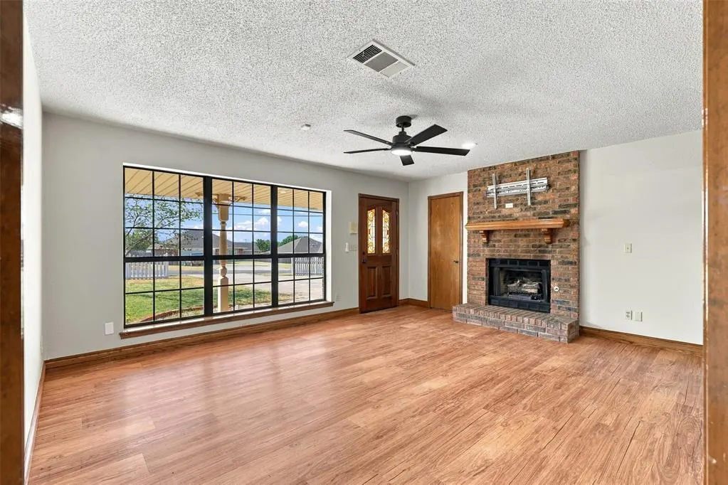 Photo 9 — 14825 1st Street, Choctaw, OK 73020
