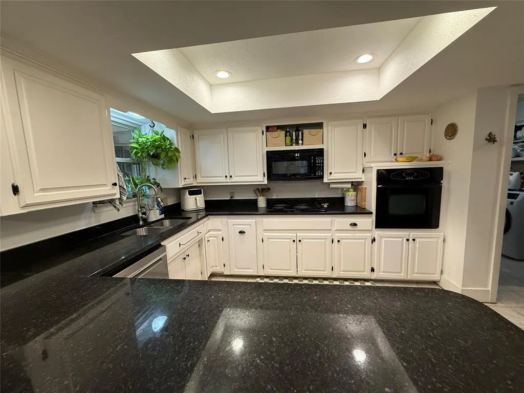 Photo 18 — 3918 Brookhollow Road, Norman, OK 73072