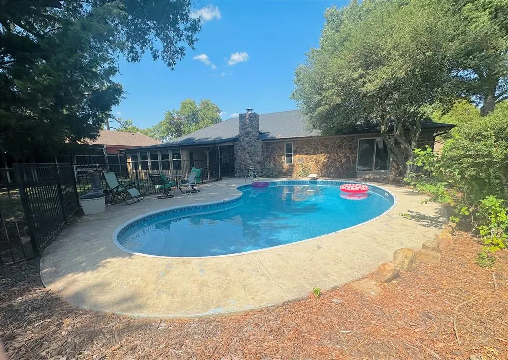 Photo 6 — 3918 Brookhollow Road, Norman, OK 73072