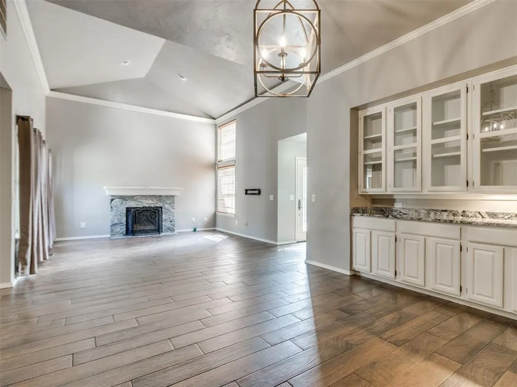 Photo 8 — 11811 Springhollow Road, Oklahoma City, OK 73120