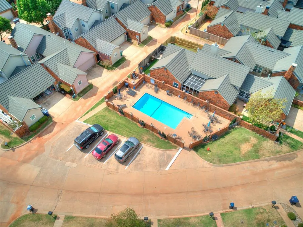 Photo 28 — 11811 Springhollow Road, Oklahoma City, OK 73120