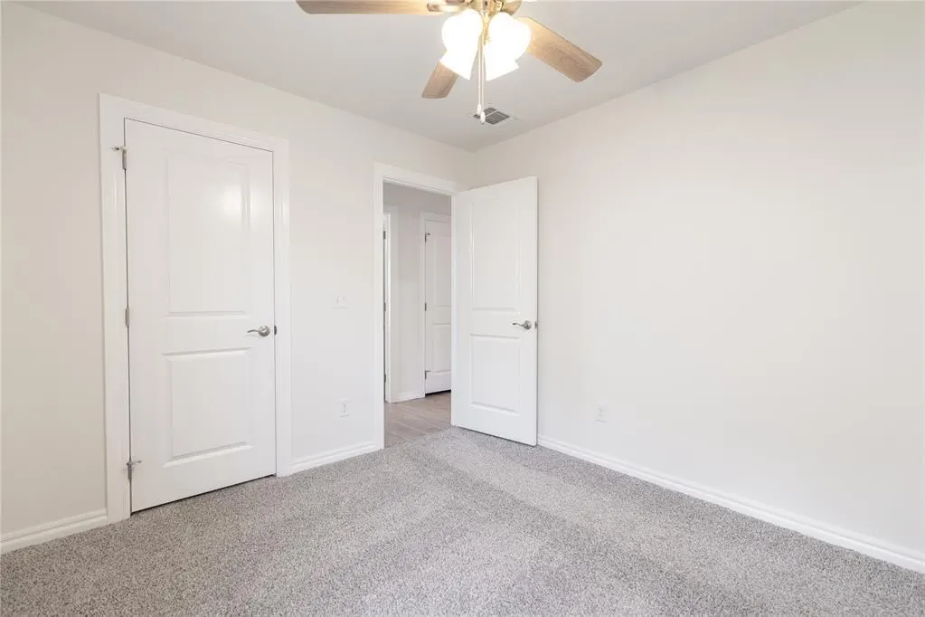 Photo 13 — 9204 NW 119th Street, Yukon, OK 73099