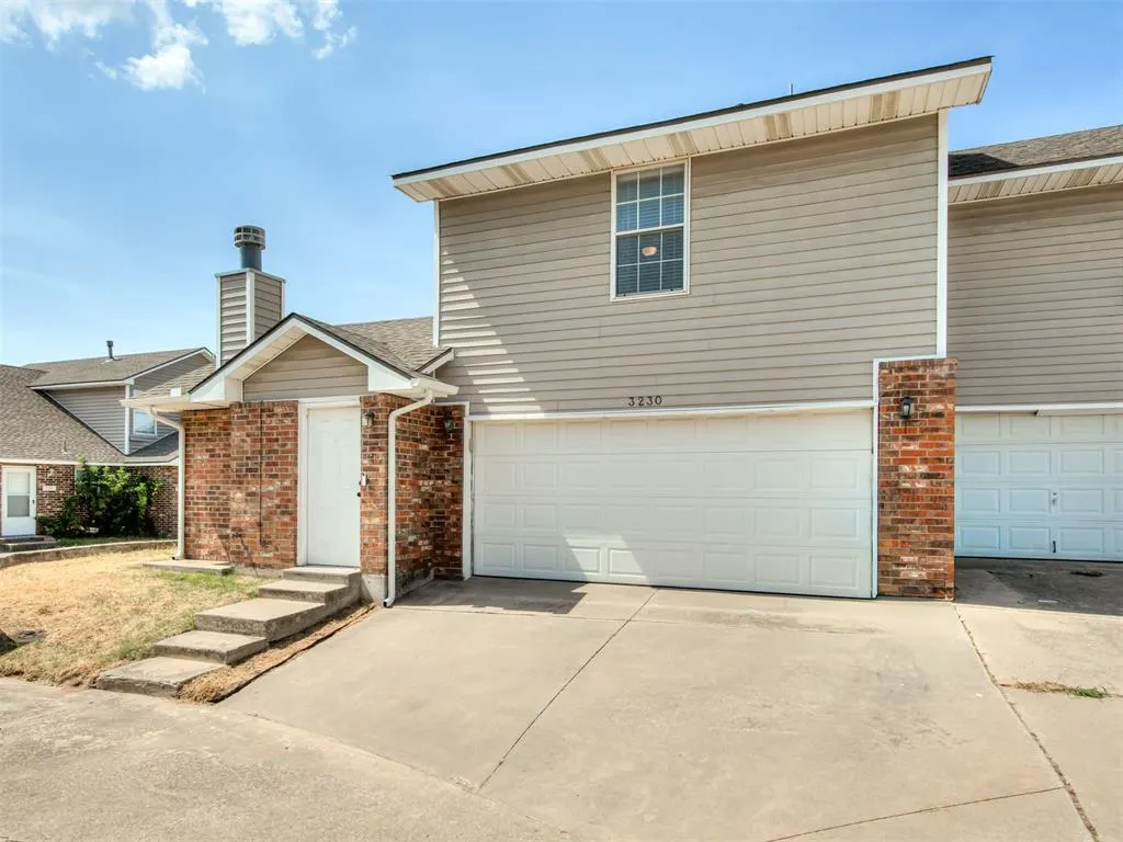 Photo 3 — 3230 Barley Court, Norman, OK 73072