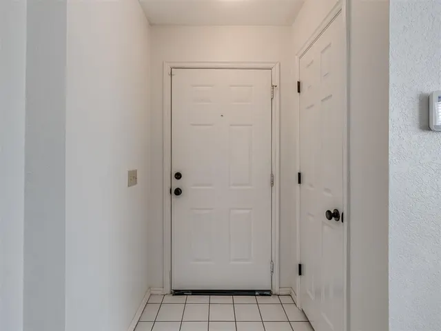 Photo 5 — 3230 Barley Court, Norman, OK 73072