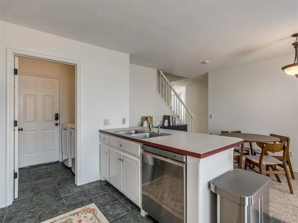 Photo 13 — 3230 Barley Court, Norman, OK 73072