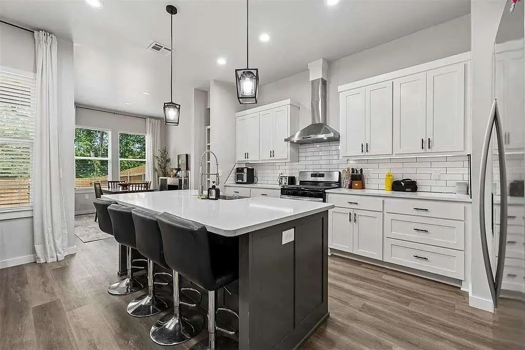 Photo 12 — 4617 S East Avenue, Oklahoma City, OK 73129