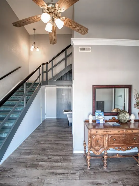 Photo 5 — 504 Tower Drive, Moore, OK 73160
