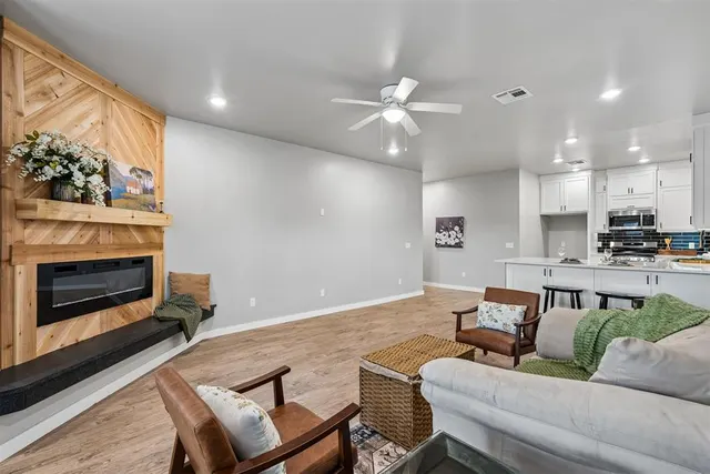 Photo 7 — 2108 S Air Depot Boulevard, Oklahoma City, OK 73110