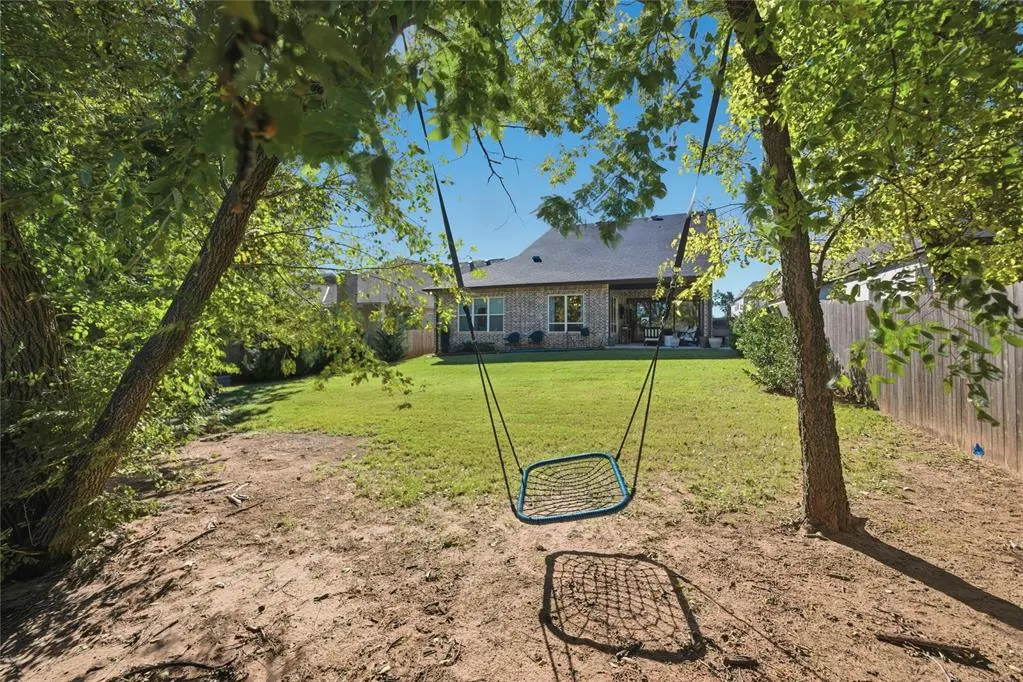 Photo 43 — 4405 NE 125th Court, Edmond, OK 73013
