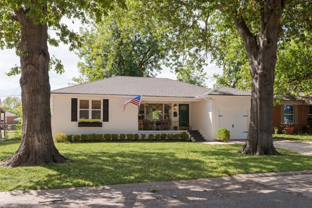 Front exterior — 1512 Downing Street, Oklahoma City, OK 73120