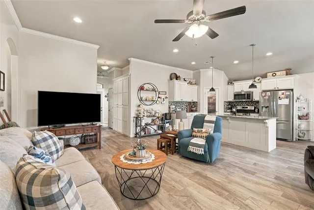 Photo 8 — 1728 W Blake Way, Mustang, OK 73064