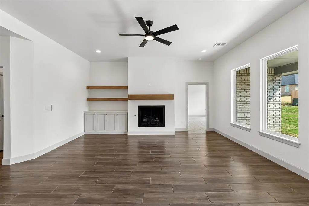 Photo 9 — 11700 NW 103rd Street, Yukon, OK 73099