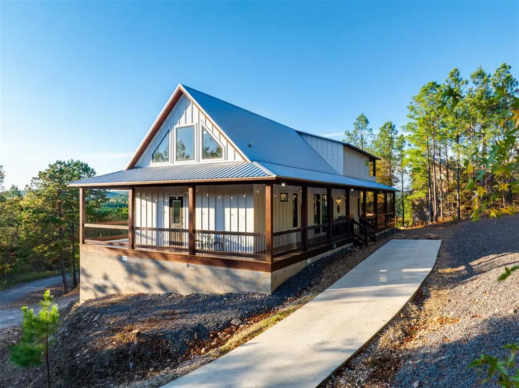 Photo 2 — 110 E Fork Circle, Broken Bow, OK 74728