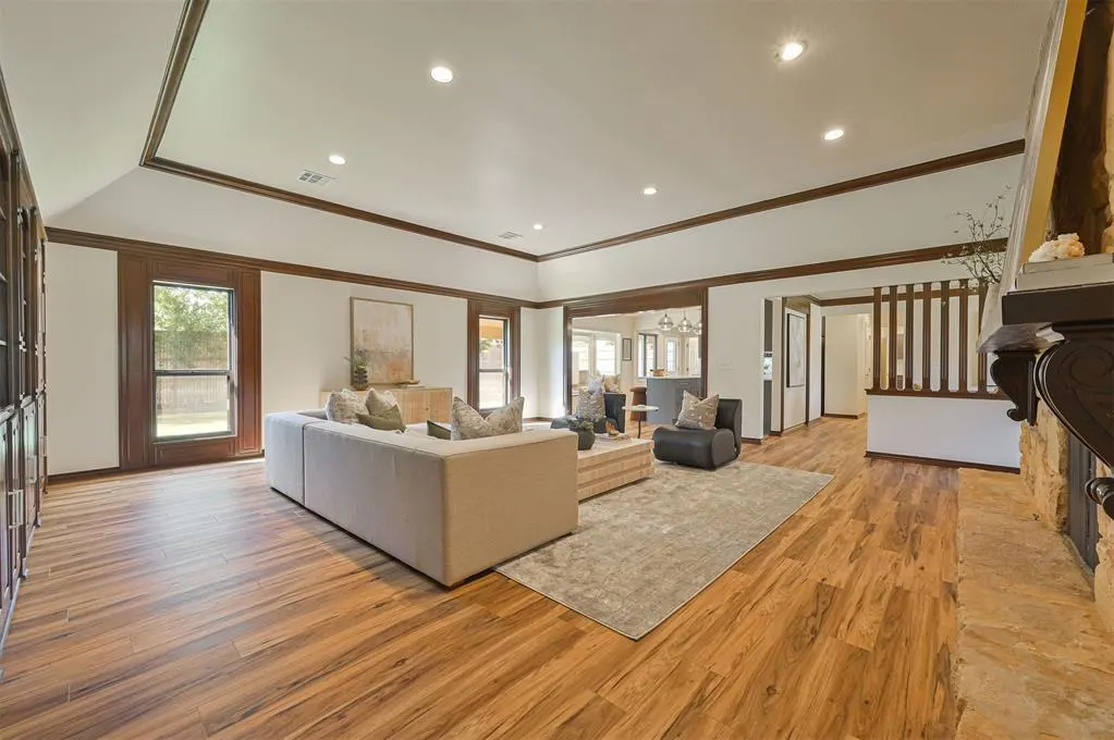 Photo 10 — 2900 Drakestone Avenue, Oklahoma City, OK 73120