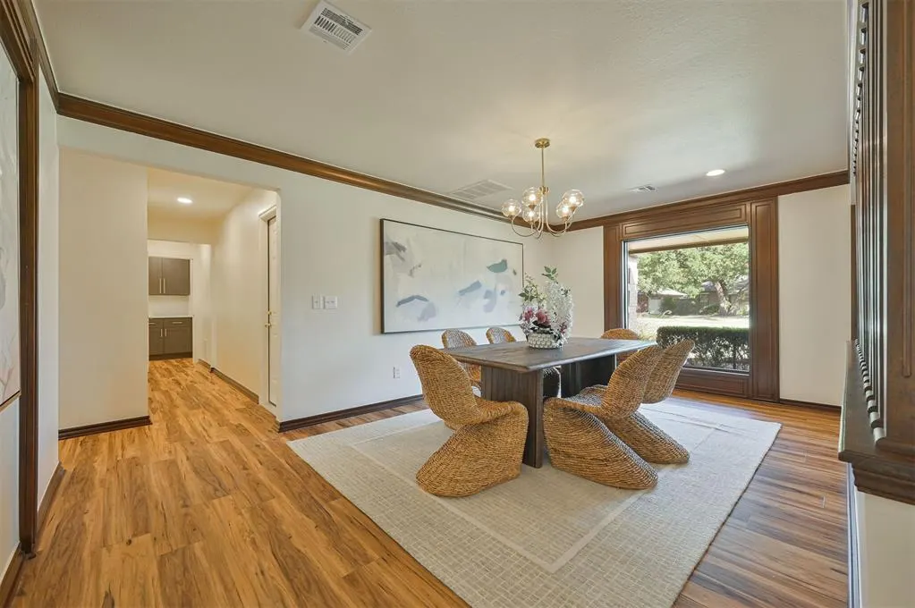 Photo 23 — 2900 Drakestone Avenue, Oklahoma City, OK 73120