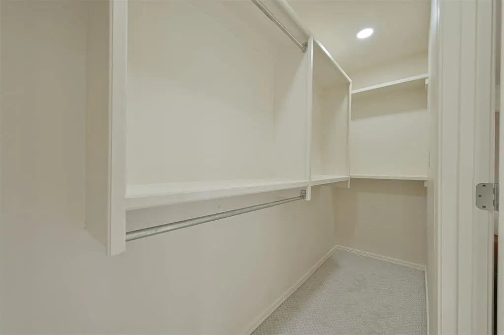 Photo 32 — 2900 Drakestone Avenue, Oklahoma City, OK 73120
