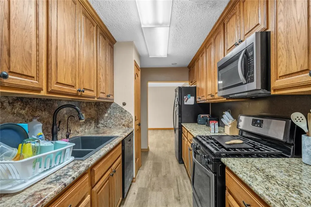 Photo 10 — 201 N Noble Avenue, Watonga, OK 73772