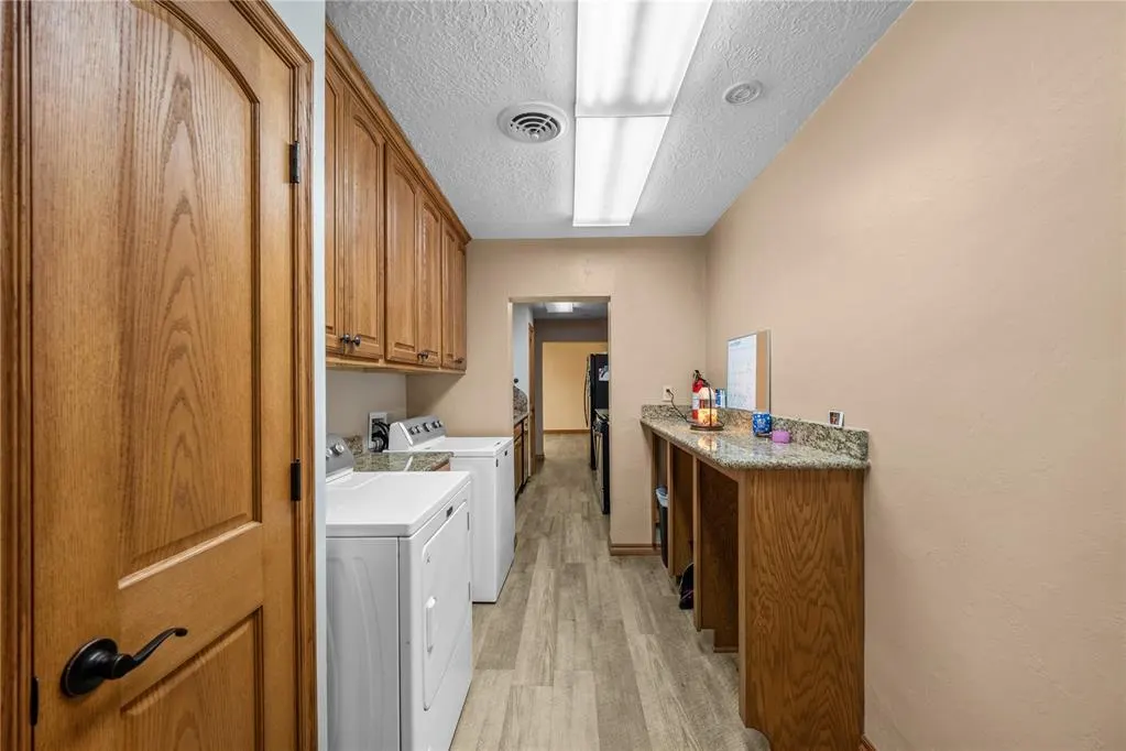 Photo 12 — 201 N Noble Avenue, Watonga, OK 73772