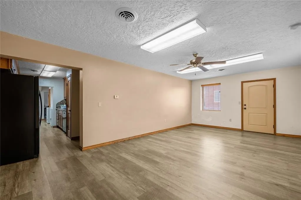 Photo 19 — 201 N Noble Avenue, Watonga, OK 73772