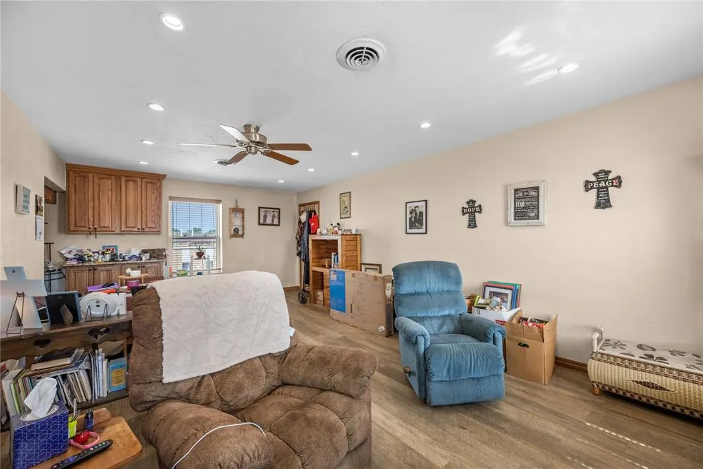 Photo 32 — 201 N Noble Avenue, Watonga, OK 73772