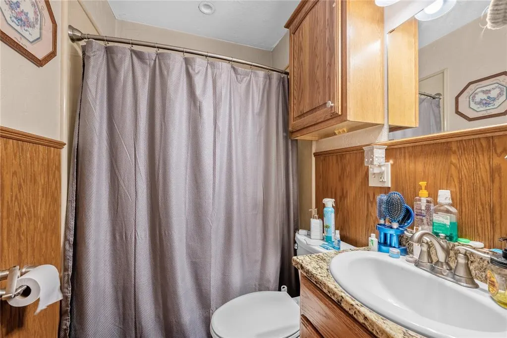 Photo 35 — 201 N Noble Avenue, Watonga, OK 73772