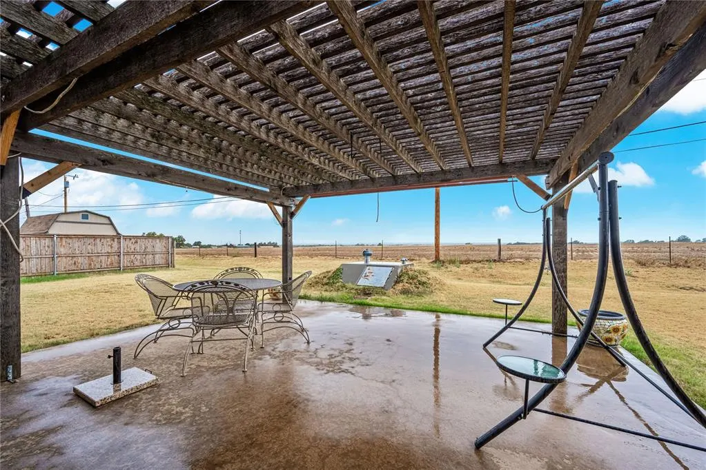 Photo 8 — 805 Villa Drive, Watonga, OK 73772