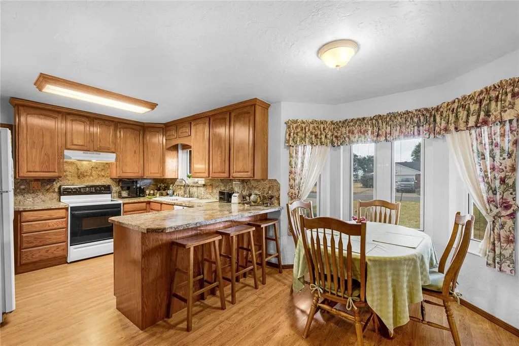 Photo 17 — 805 Villa Drive, Watonga, OK 73772