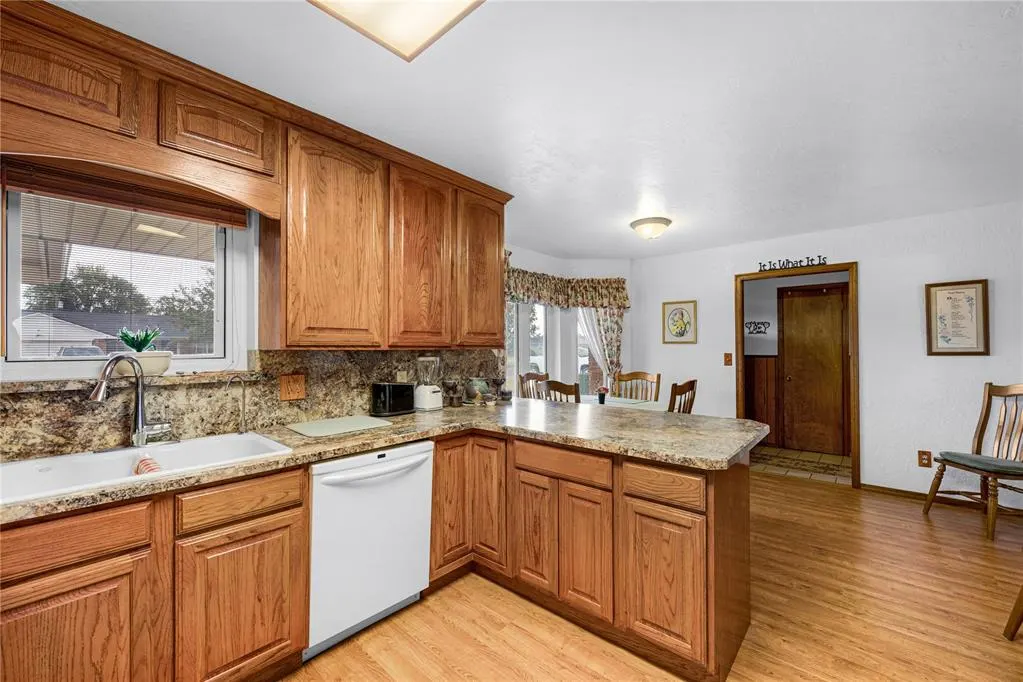 Photo 20 — 805 Villa Drive, Watonga, OK 73772