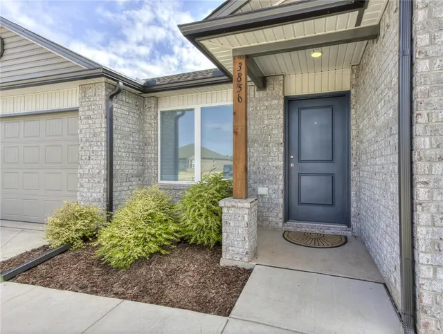 Photo 6 — 3856 Ada Avenue, Harrah, OK 73045