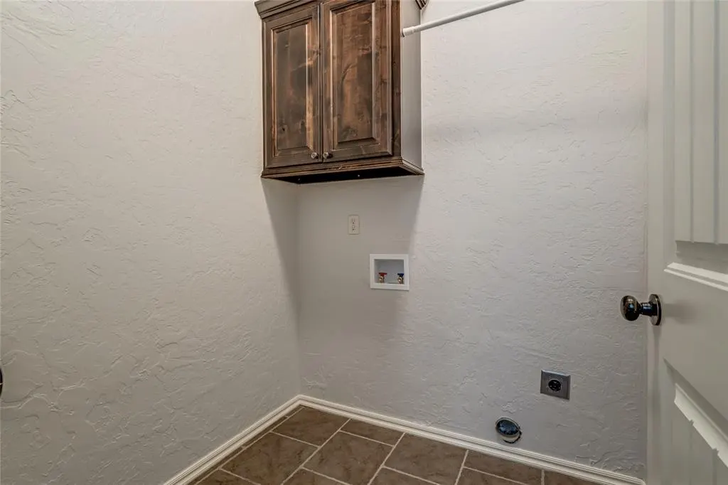 Photo 33 — 876 Crooked Oak Circle, Guthrie, OK 73044