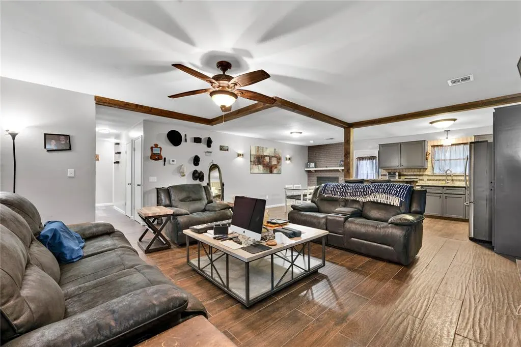 Photo 11 — 611 S Leach Avenue, Watonga, OK 73772