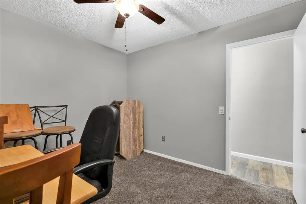Photo 22 — 611 S Leach Avenue, Watonga, OK 73772