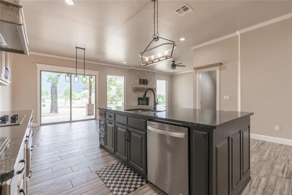 Photo 8 — 2408 Blackjack Court, Blanchard, OK 73010