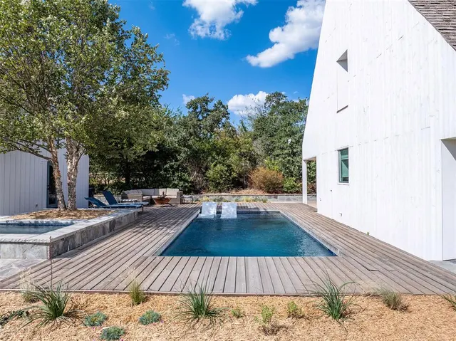 Photo 3 — 12401 N Bryant Avenue, Edmond, OK 73013