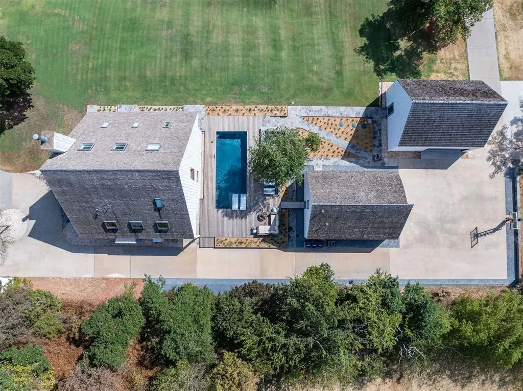 Photo 5 — 12401 N Bryant Avenue, Edmond, OK 73013