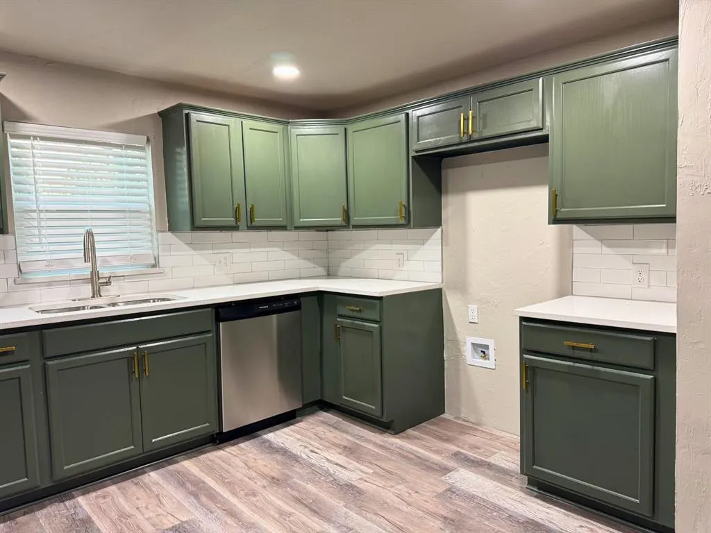 Photo 13 — 10344 Lejean Drive, Oklahoma City, OK 73130