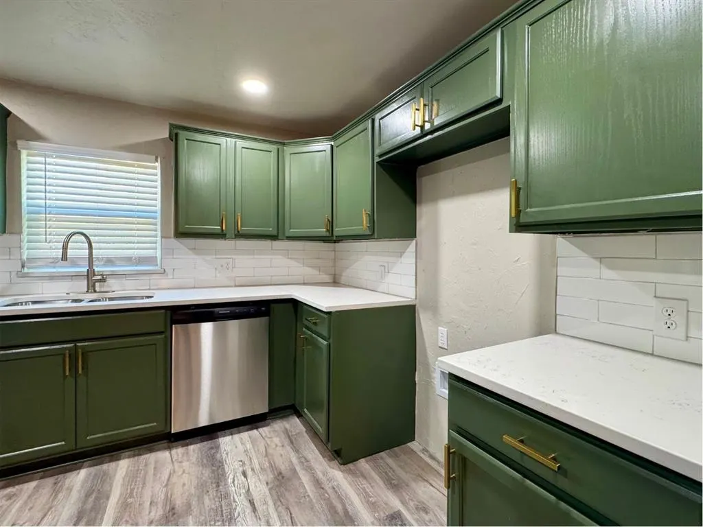 Photo 14 — 10344 Lejean Drive, Oklahoma City, OK 73130