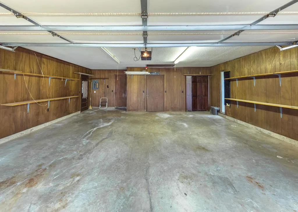 Photo 43 — 1109 Sherwood Road, Clinton, OK 73601
