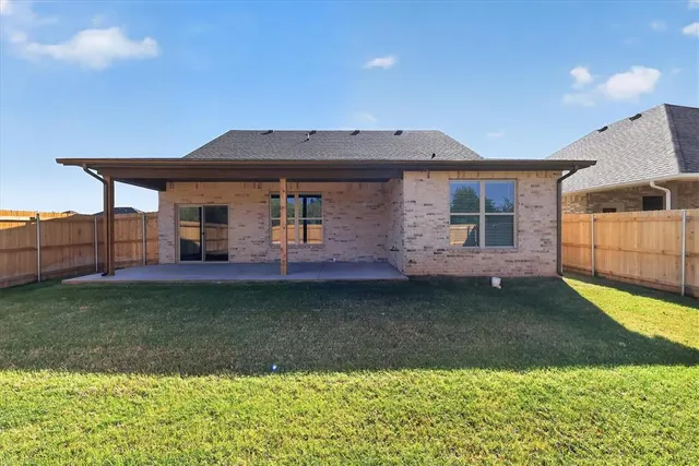 Photo 7 — 1813 Long Cove Avenue, Yukon, OK 73099