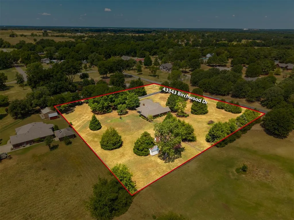 Photo 5 — 43343 Birchwood Drive, Tecumseh, OK 74873