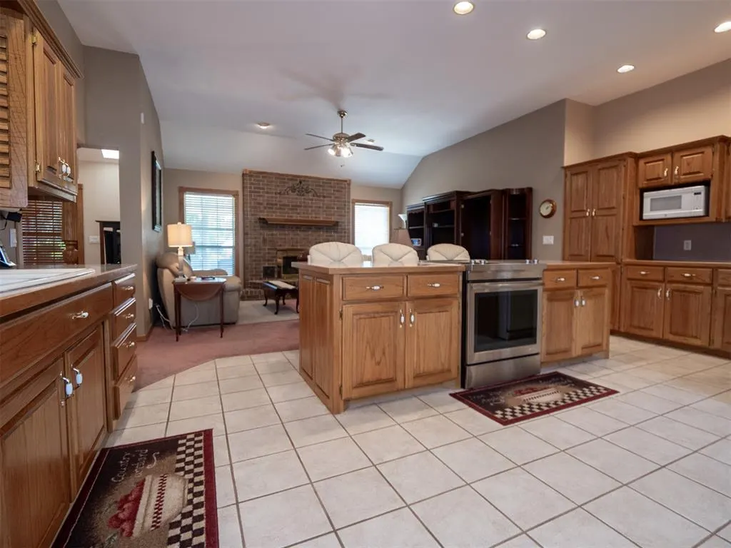Photo 18 — 43343 Birchwood Drive, Tecumseh, OK 74873