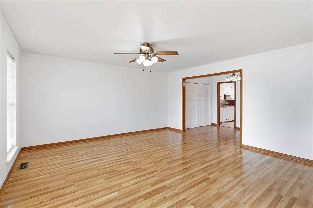 Photo 4 — 705 N Broadway Avenue 705, Hobart, OK 73651