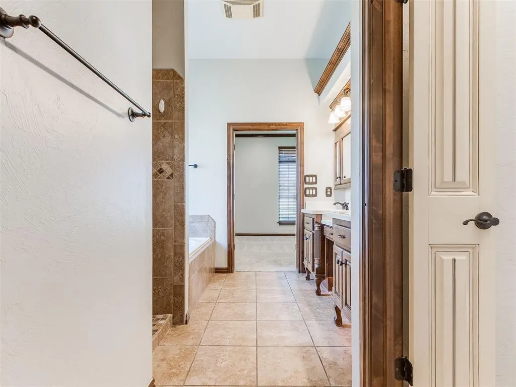 Photo 32 — 12607 Forest Oaks Drive, Choctaw, OK 73020