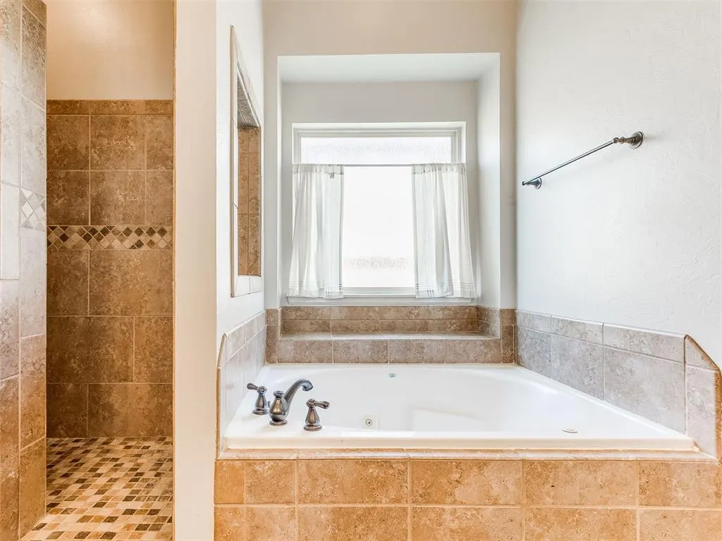 Photo 35 — 12607 Forest Oaks Drive, Choctaw, OK 73020