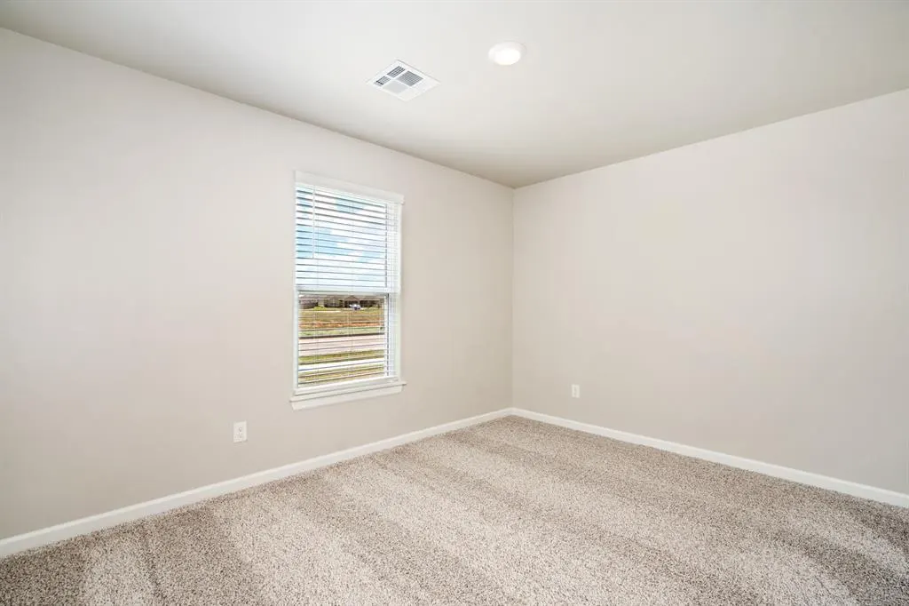 Photo 10 — 5438 Mac Road, Tuttle, OK 73089
