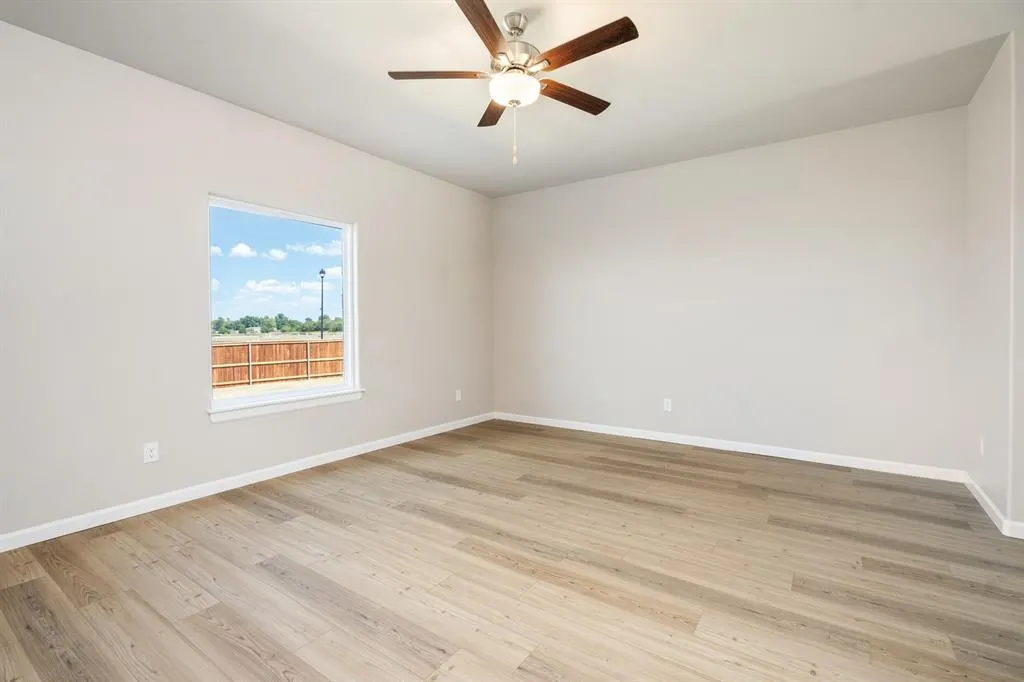 Photo 4 — 741 Luna Way, Tuttle, OK 73089